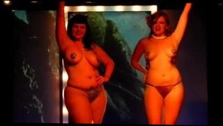 Watch the video about Sexy Burlesque Black Mariah & Marilyn Monrouge