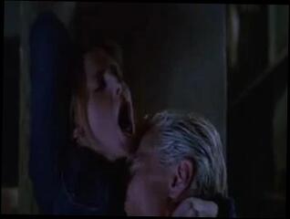 Video 49168901: sarah michelle gellar, straight celebrity, riding