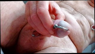 Video 1571183541: warm pee, pee loving, gay shower