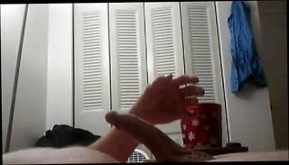 Video 992986201: gay man jerking, cock jerking, yummy cock, cock eating