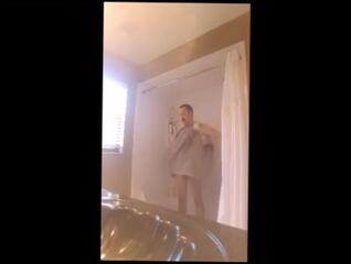 Video 1472043103: amateur solo male, solo male shower