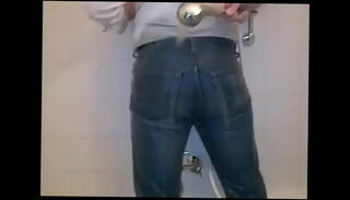 Video 1095922655: skinny gay, tight skinny jeans, wet skinny, gay shower, gay clothes