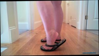 Video 1101249803: modeling foot fetish, foot fetish feet, bbw foot fetish, foot fetish solo, amateur foot model, chubby bbw amateur, flip flop foot, chubby bbw latin, small feet foot, female foot fetish
