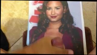 Video 49085401: demi lovato, gay man masturbating, fucking hot