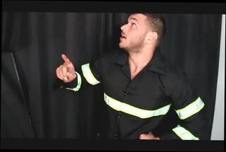 Video 261902901: gay hunk smokes masturbates