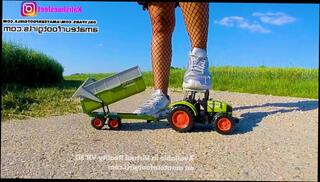 Video 1483293103: solo female feet, solo amateur toys, giantess feet crush, feet trample, solo female public