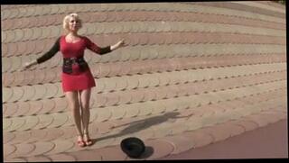 Watch the video about Sofia Prada y Dunia Montenegro